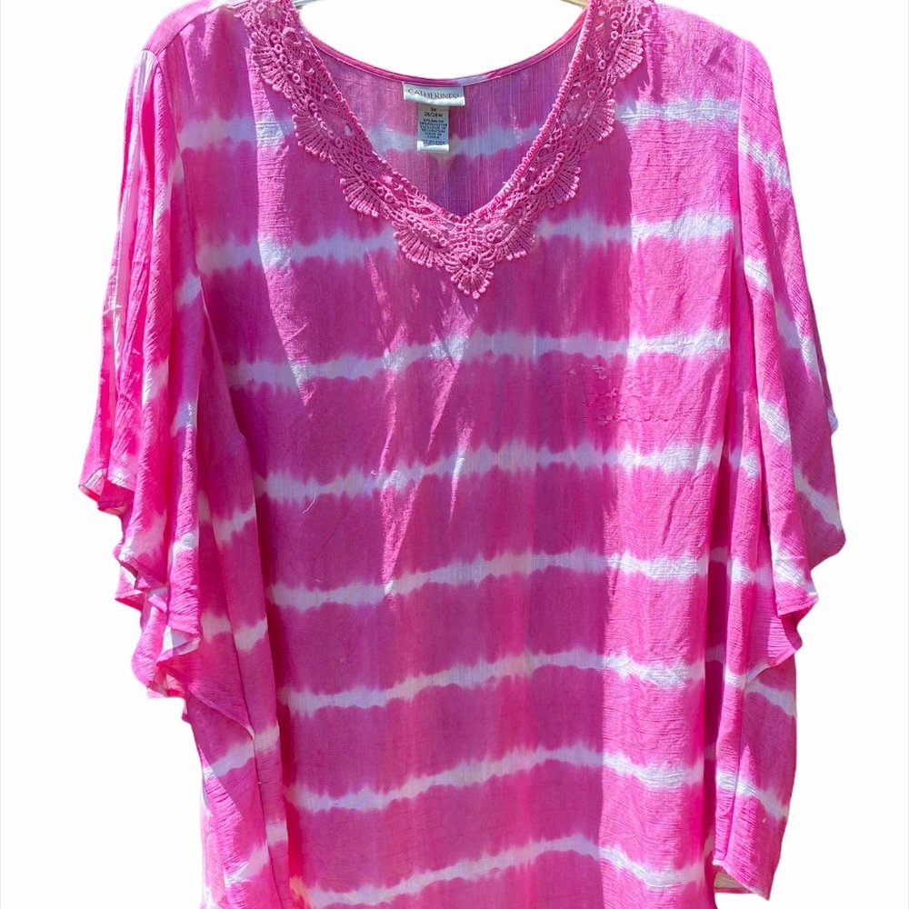 Pink with abstract white stripes blous